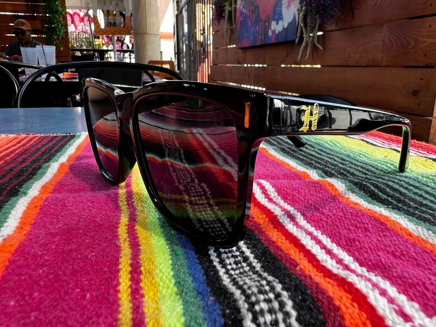 SUNGLASSES